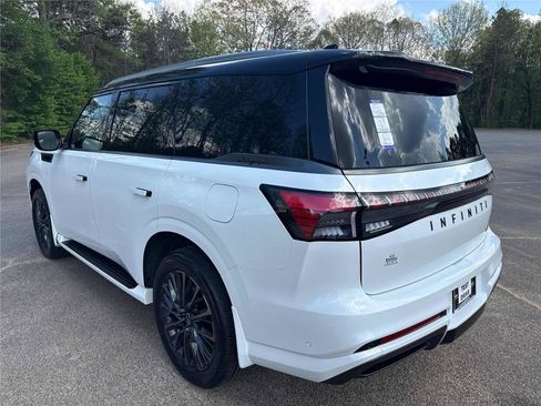 New 2026 INFINITI QX80 Autograph AWD/4WD image 8