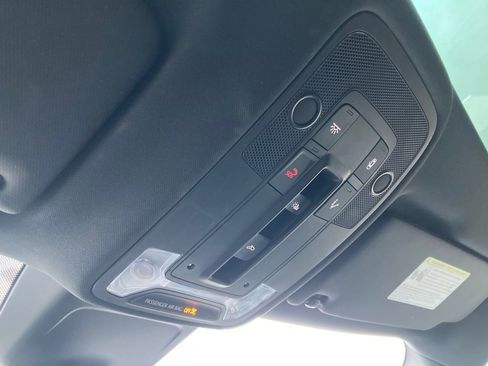 Used 2025 Audi Q3 2.0T Premium image 28