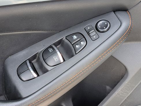 Used 2023 Nissan Maxima SR w/ Sport Mat Group FWD image 14