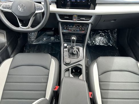 New 2025 Volkswagen Taos SEL image 11