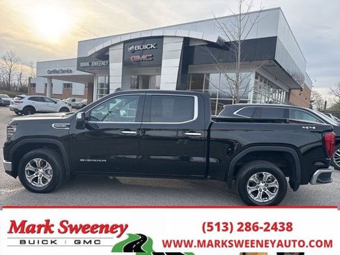 Used 2024 GMC Sierra 1500 SLT image 1