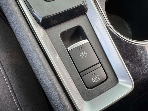 Used 2020 Nissan Altima 2.5 SV FWD image 35