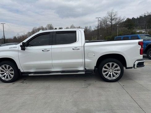 Used 2021 Chevrolet Silverado 1500 High Country w/ Technology Package image 11