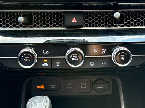 Used 2025 Honda Civic LX image 24
