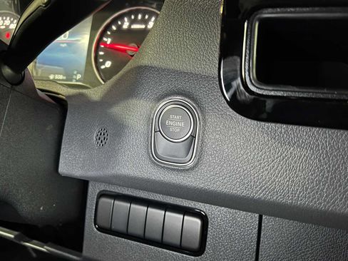 Used 2025 Mercedes-Benz Sprinter 2500 image 30