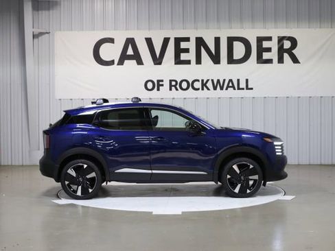 New 2026 Nissan Kicks SR w/ Cold Weather Package image 6