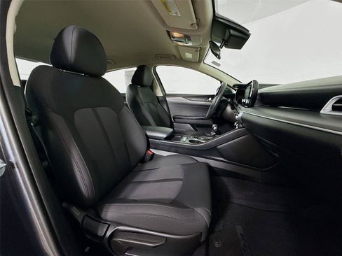 Used 2022 Kia K5 LXS FWD image 26