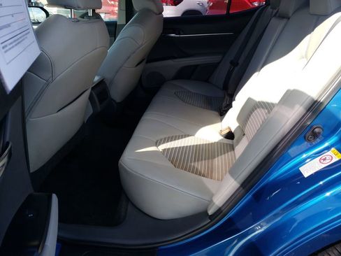 Used 2019 Toyota Camry SE w/ Convenience Package image 22