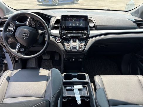 Used 2023 Honda Odyssey Touring image 22