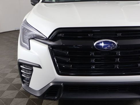 Used 2023 Subaru Ascent Onyx Edition image 14