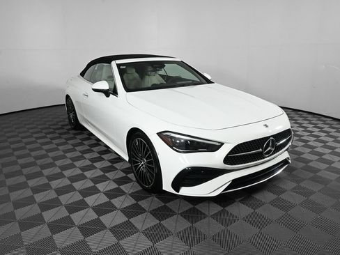 Certified 2024 Mercedes-Benz CLE 450 4MATIC Cabriolet image 22