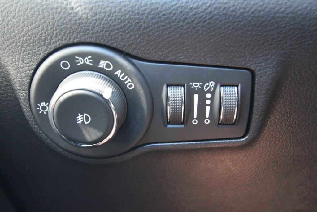Used 2024 Jeep Compass Limited AWD/4WD image 20