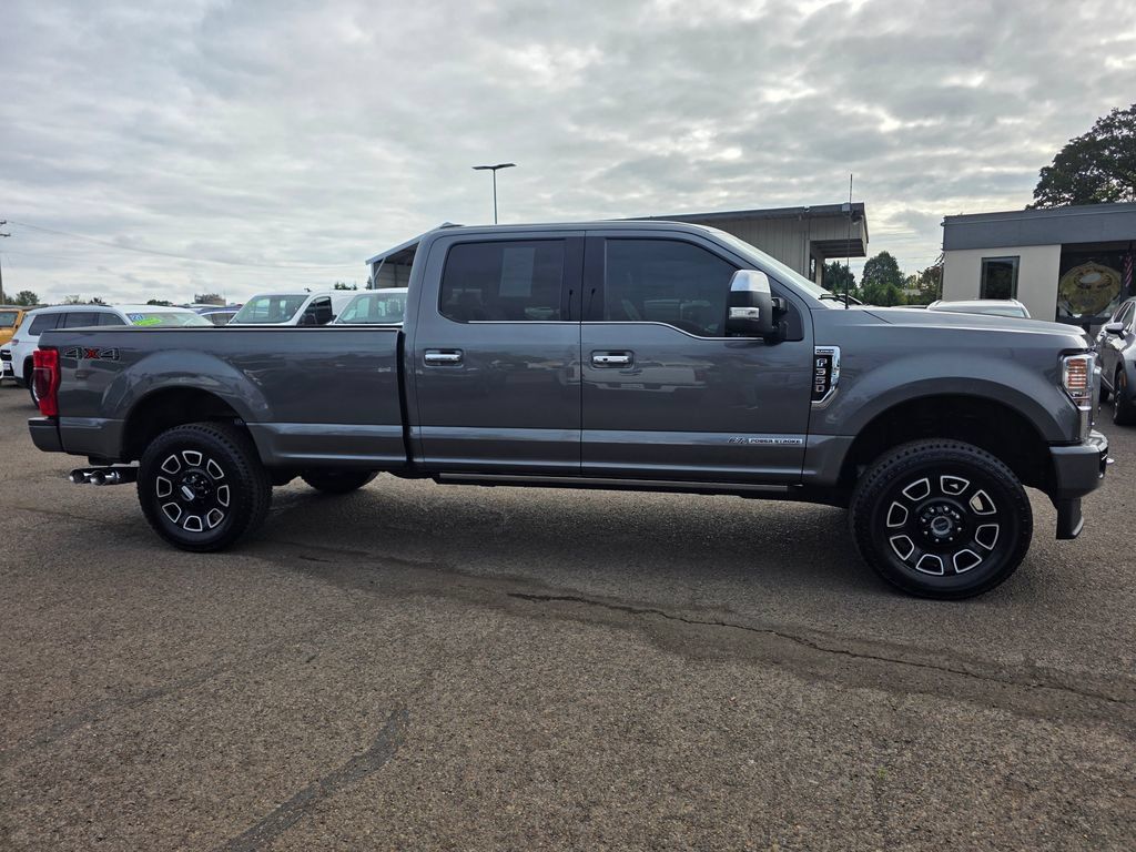 Used 2022 Ford F350 Platinum AWD/4WD image 32