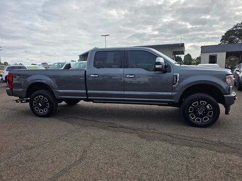 Used 2022 Ford F350 Platinum AWD/4WD image 32