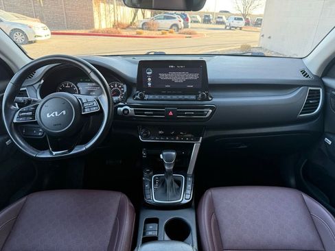 Used 2022 Kia Seltos SX image 13