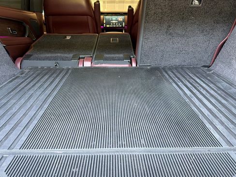 Used 2023 Land Rover Range Rover SE image 35