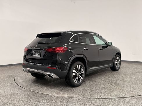 Used 2026 Mercedes-Benz GLA 250 image 9