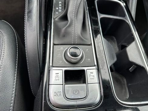 Used 2022 Kia Telluride EX w/ EX Premium Package image 24