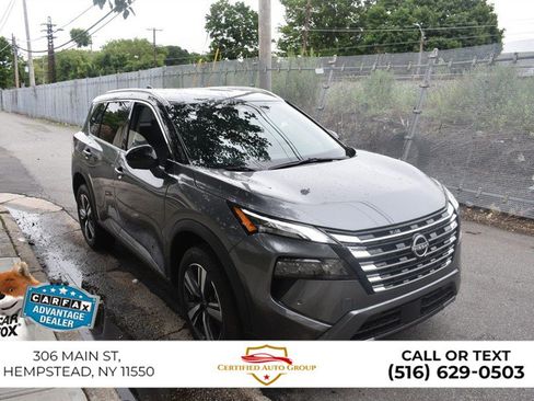 Used 2026 Nissan Rogue SL FWD image 4