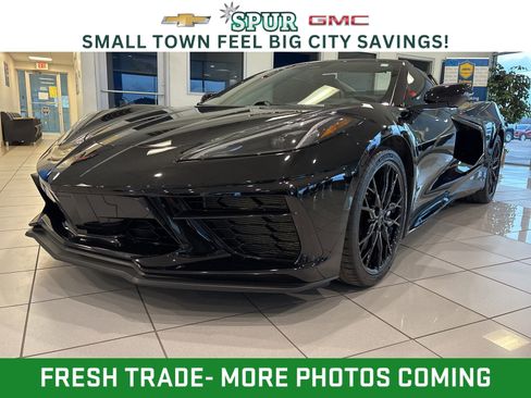 Used 2024 Chevrolet Corvette Stingray Convertible w/ Z51 Performance Package image 1