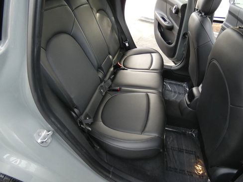 Used 2019 MINI Cooper Countryman image 36