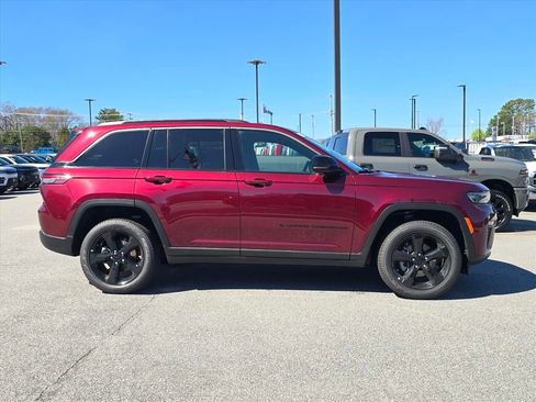 New 2026 Jeep Grand Cherokee Limited w/ Limited Altitude Package image 2