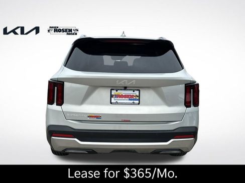 New 2026 Kia Sorento S w/ S Panoramic Sunroof Package FWD image 4