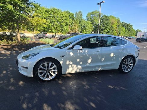 Used 2020 Tesla Model 3 Long Range AWD/4WD image 3