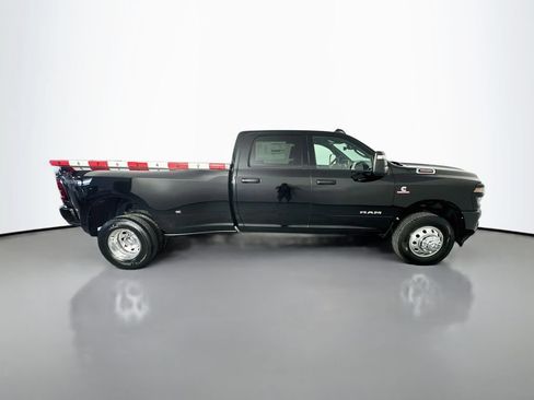 New 2026 RAM 3500 Big Horn AWD/4WD image 8
