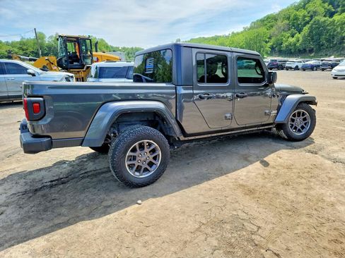 Used 2023 Jeep Gladiator Overland AWD/4WD image 4