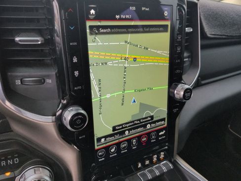 Certified 2021 RAM 1500 Laramie image 28