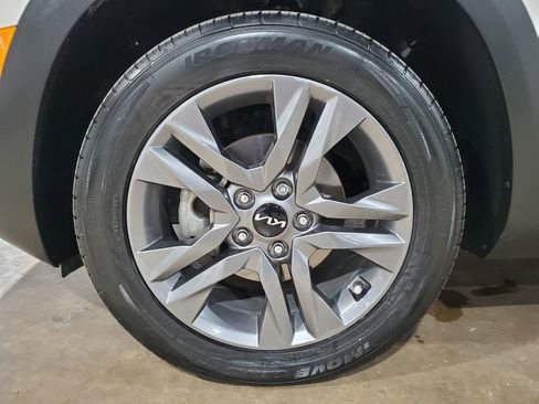 Used 2023 Kia Seltos S FWD image 37