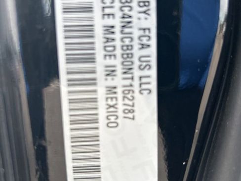 Certified 2022 Jeep Compass Latitude image 47