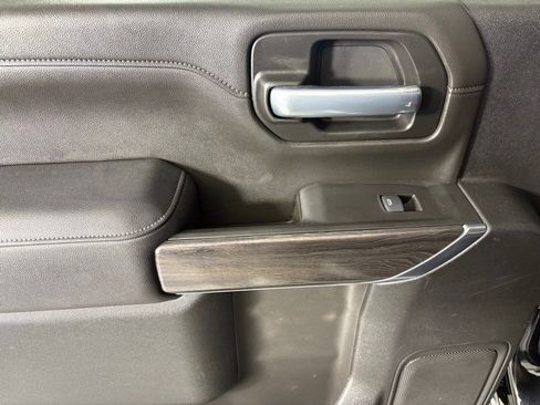 Used 2021 Chevrolet Silverado 3500 LTZ w/ LTZ Premium Package image 43