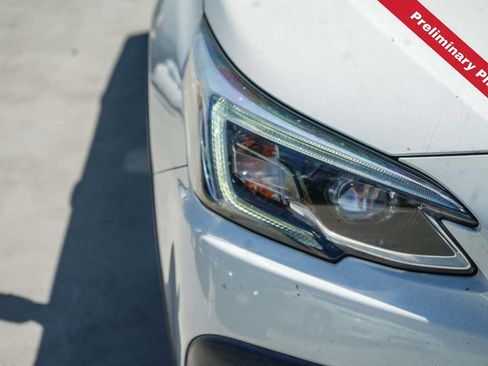 Used 2020 Subaru Outback Touring w/ Tech Package 2 AWD/4WD image 4