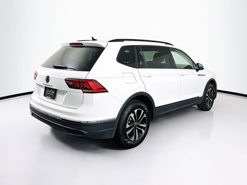 Used 2024 Volkswagen Tiguan S image 9