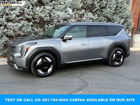 Used 2024 Kia EV9 Wind image 1