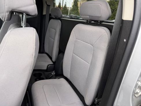 Used 2020 Chevrolet Colorado W/T w/ WT Convenience Package image 5