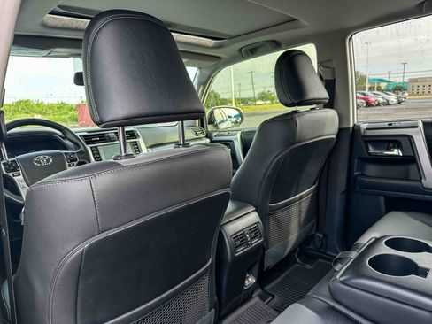 Used 2023 Toyota 4Runner SR5 Premium w/ Moonroof Package AWD/4WD image 18