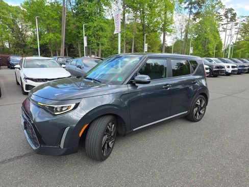 Used 2023 Kia Soul GT-Line w/ GT-Line Technology Package image 1