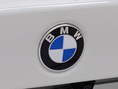 New 2026 BMW 330i Sedan w/ M Sport Package image 9