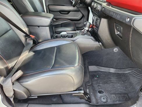 Used 2019 Jeep Wrangler Unlimited Rubicon image 14