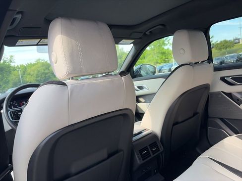 Used 2021 Land Rover Range Rover Velar R-Dynamic S AWD/4WD image 27