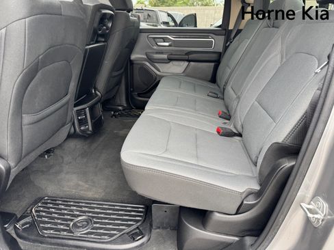 Used 2020 RAM 1500 Big Horn RWD image 12