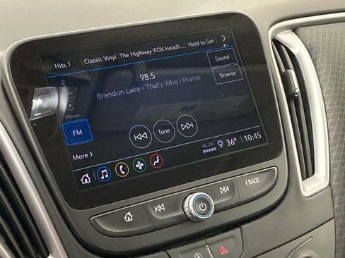 Used 2023 Chevrolet Malibu LT image 4