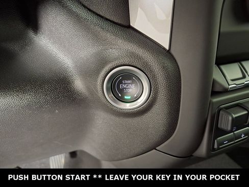 Used 2024 Chevrolet Silverado 1500 Custom image 15