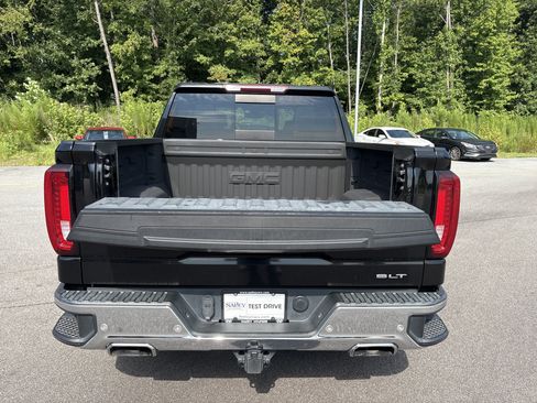 Used 2022 GMC Sierra 1500 SLT w/ SLT Premium Plus Package AWD/4WD image 24
