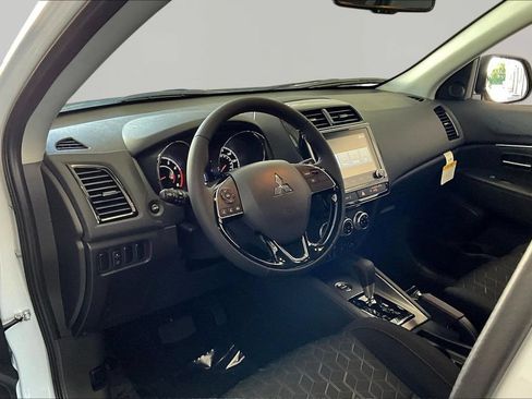 New 2026 Mitsubishi Outlander Sport LE AWD/4WD image 7