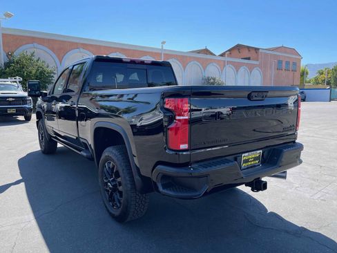 New 2025 Chevrolet Silverado 3500 High Country w/ Midnight Edition image 6
