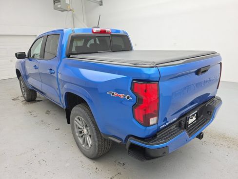 Used 2023 Chevrolet Colorado LT w/ LT Convenience Package II AWD/4WD image 10